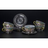 5 tasses en porcelaine soucoupes en argent Chine époque République décor famille rose de style