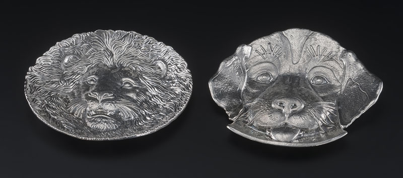 Paire de coupes en argent Sterling par Buccellati Milan XXe. En forme de tête de chien et de lion