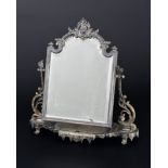 Psyché de table de style Régence	 XIXe s.	 en métal argenté	 miroir à fronton orné d'un cartouche