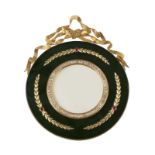 Cadre rond en néphrite avec monture en or 750 et 585 avec anneau central serti de diamants
