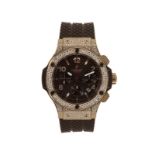 Hublot	&nbsp	Big Bang	 montre chronographe automatique en or rose 750 et titane sertie de