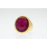 Bague en or 750 sertie d'une rubellite taille cabochon	 doigt 52-12	 11g