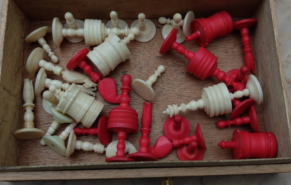 Wooden Box with Costume Jewellery.
Please ignore the Second image it does not pertain to this Lot. - Image 2 of 2