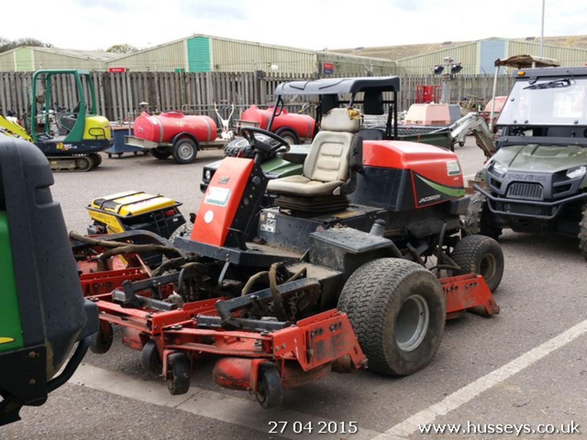 JACOBSEN AR250TM MOWER (4809 HRS ) SERIAL NO CE000497 (KEY) - Image 2 of 2