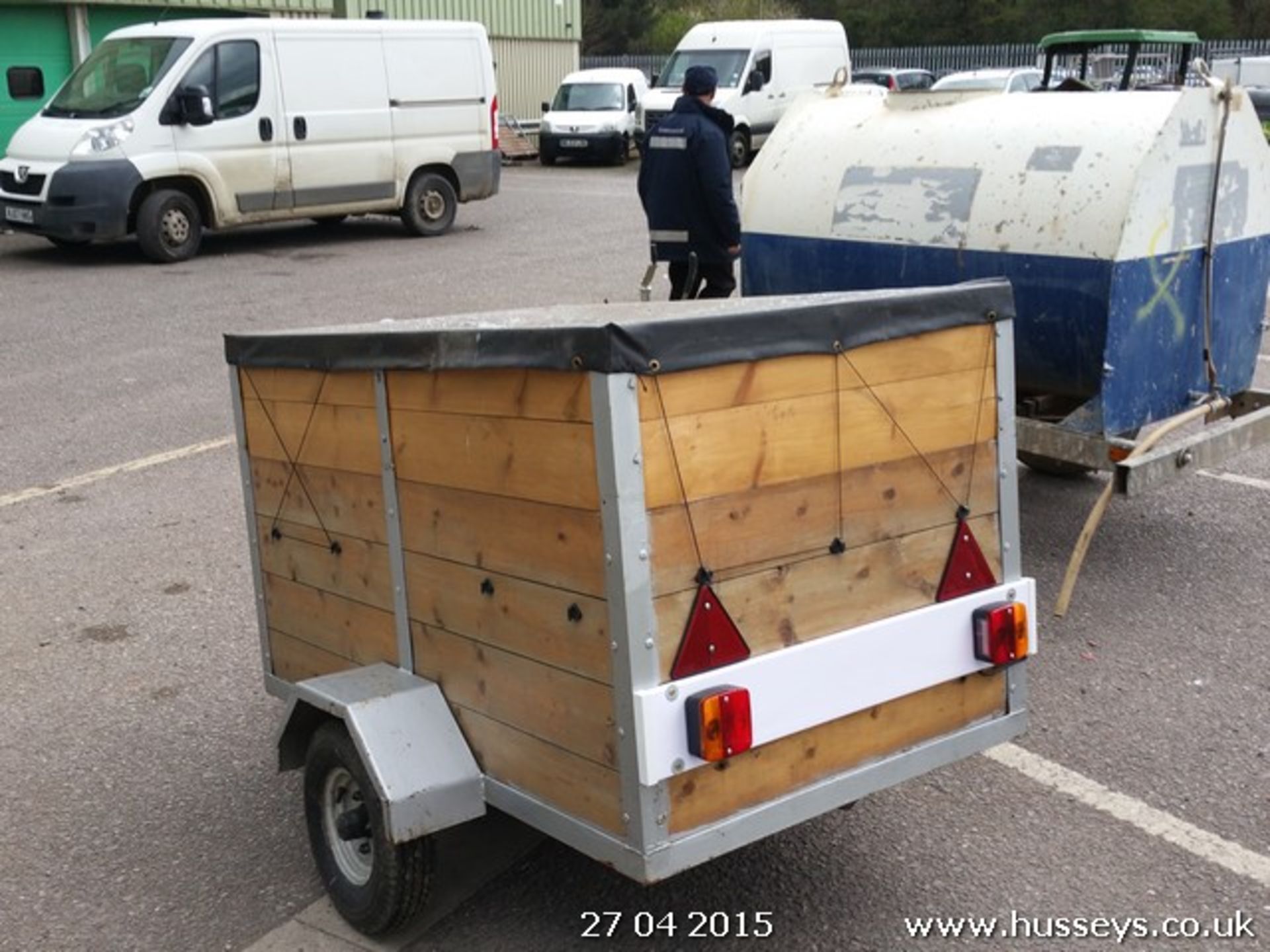 SMALL CAR TRAILER - Image 2 of 3