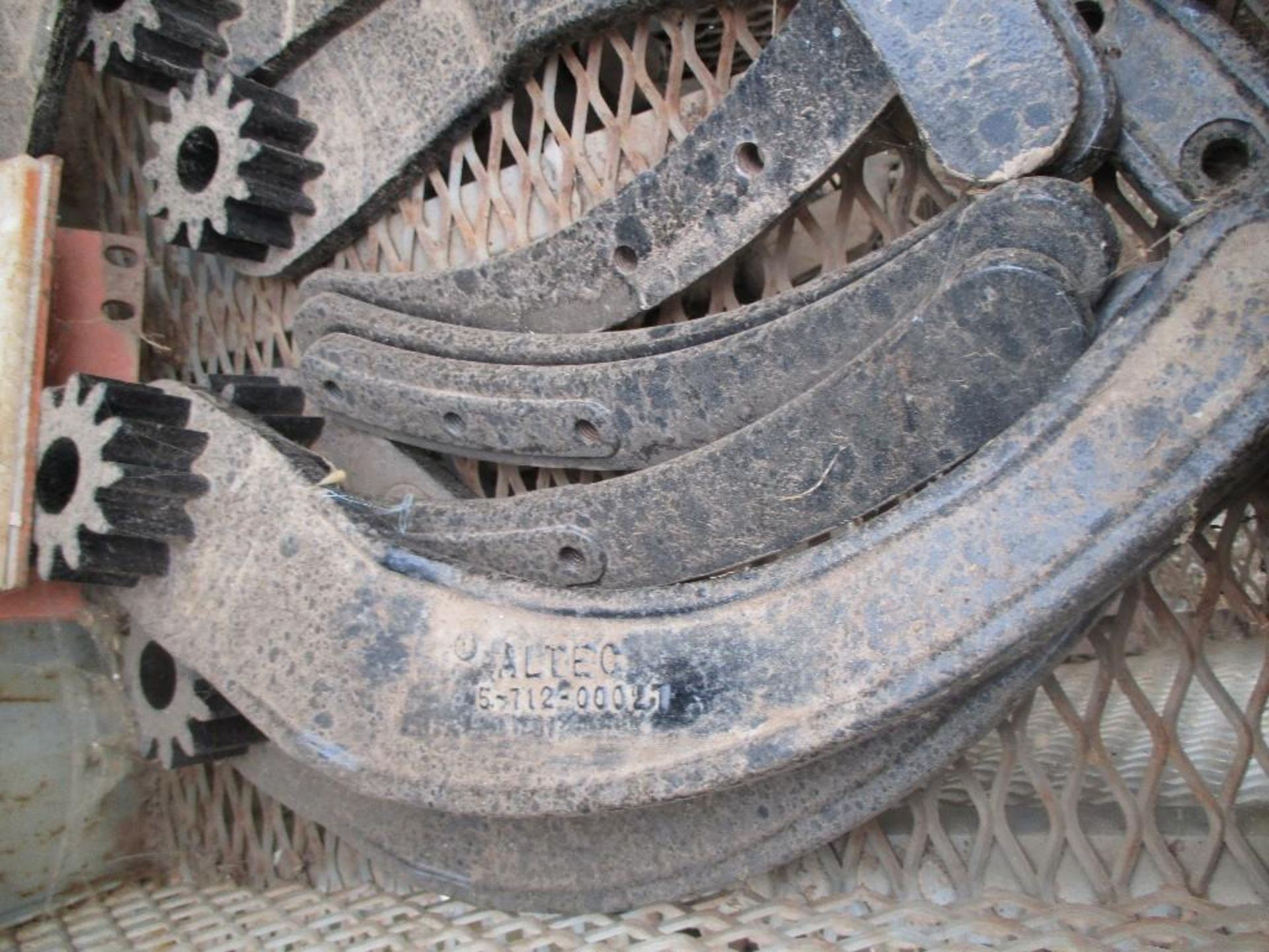 2 Auger bite collar brake parts tons of auger teeth  tire chains  u bolts  7 Altec  5-712-00027  All - Image 30 of 60