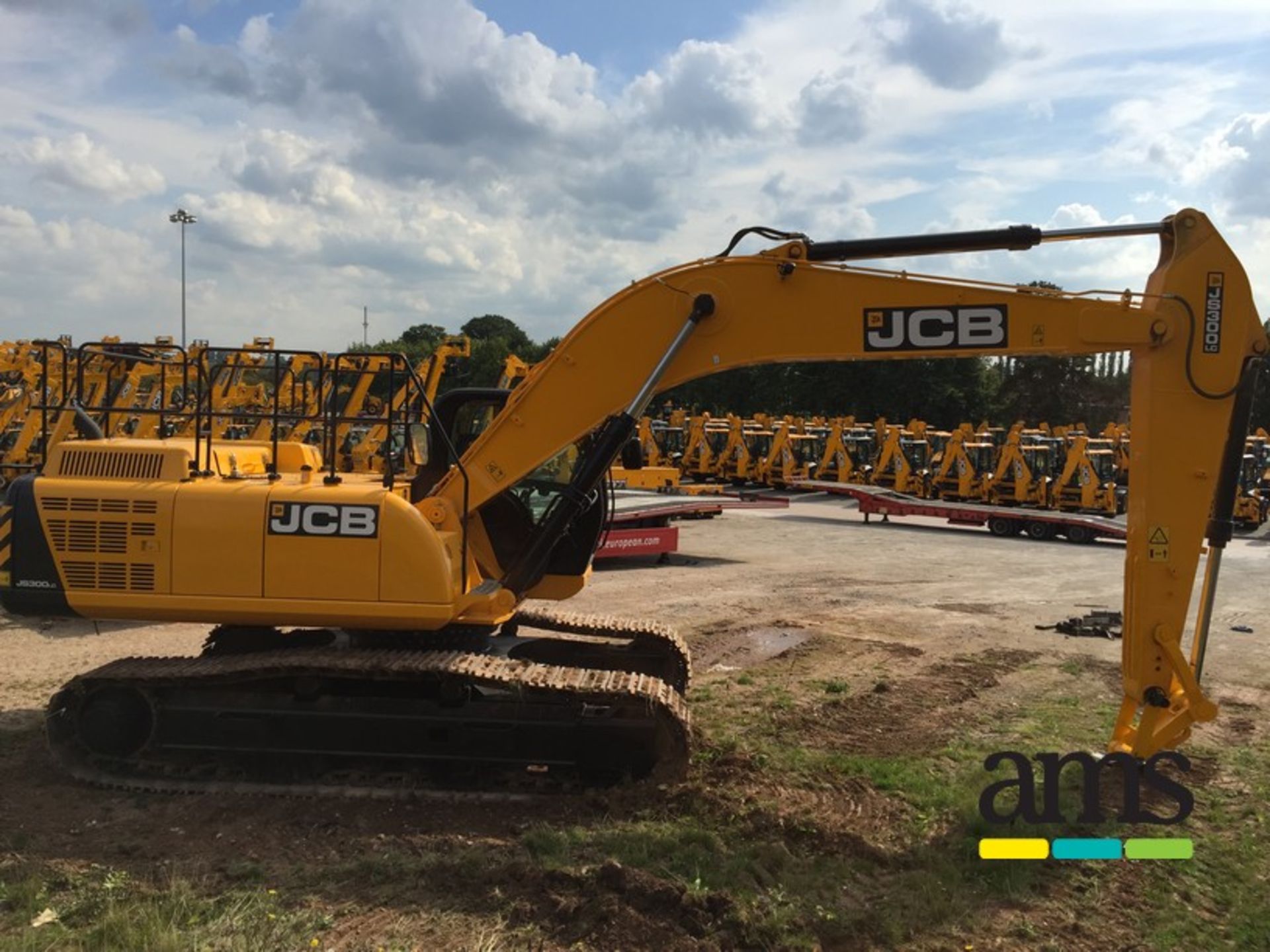 2015, JCB JS300LC Excavator, Serial No. 2409502, Tier 2, hrs. *539* approx.*c/w 2-Go Isolation - Image 5 of 16