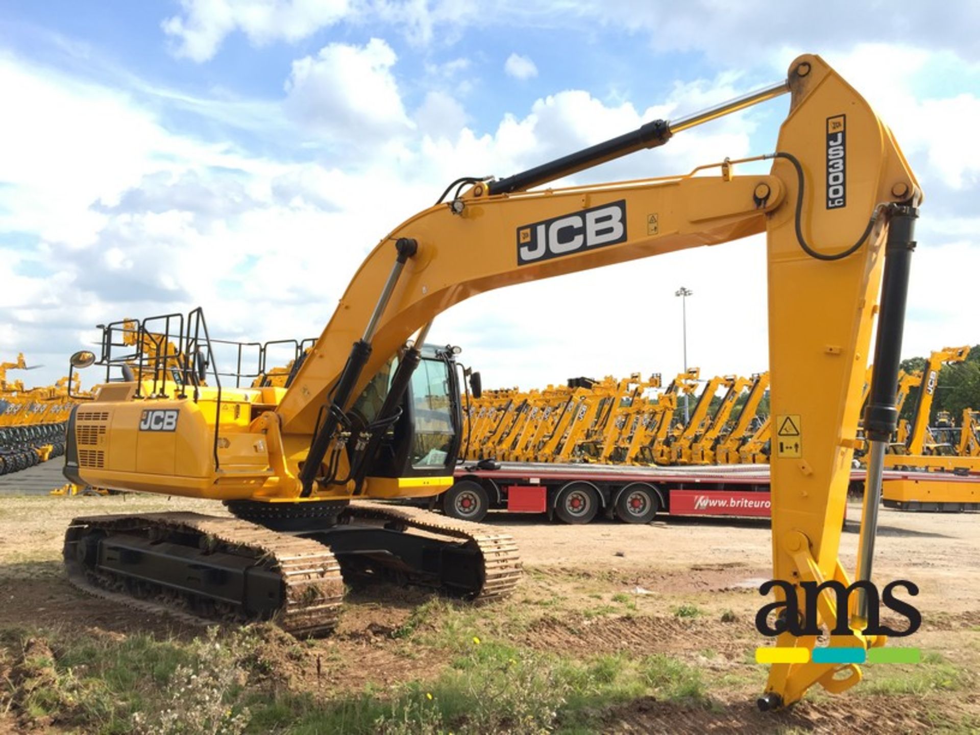 2015, JCB JS300LC Excavator, Serial No. 2409502, Tier 2, hrs. *539* approx.*c/w 2-Go Isolation - Image 3 of 16