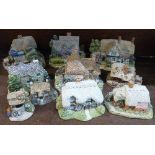 A collection of nine Lilliput Lane cotta