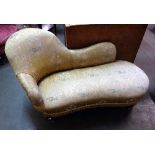 A Victorian upholstered chaise longue