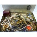 A collection of costume jewellery, total weight 1.1kg