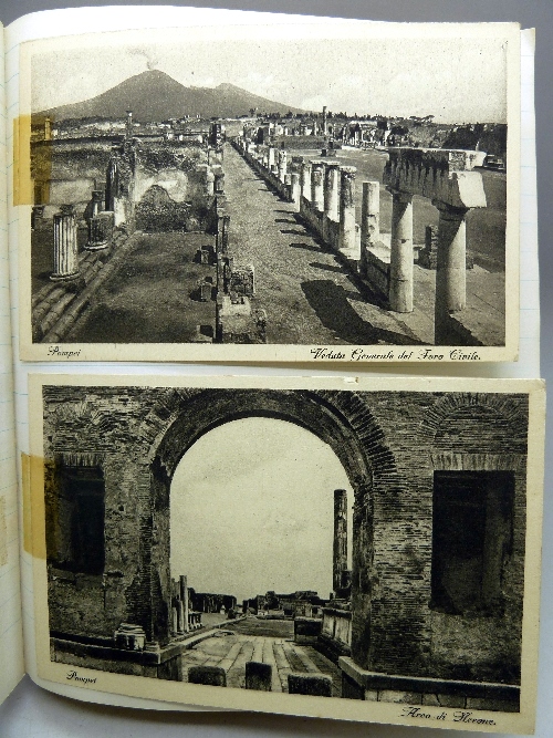 An album of postcards, including Italian cities - Image 4 of 5