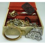 A box of vintage jewellery including silver, total weight 0.