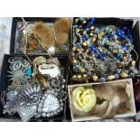 A collection of vintage costume jewellery, weight 1.