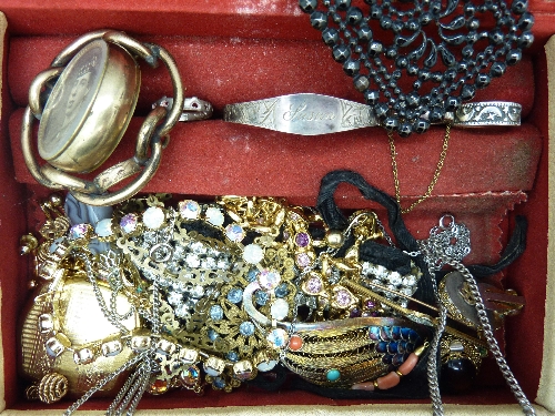 A box of vintage jewellery including silver, total weight 0. - Image 2 of 2