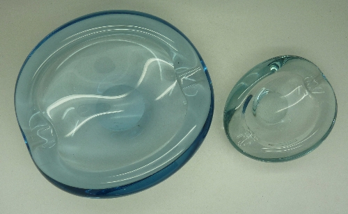 Two signed 1950's Holmegaard glass bowls by Per Lutken in aqua blue, - Image 3 of 4