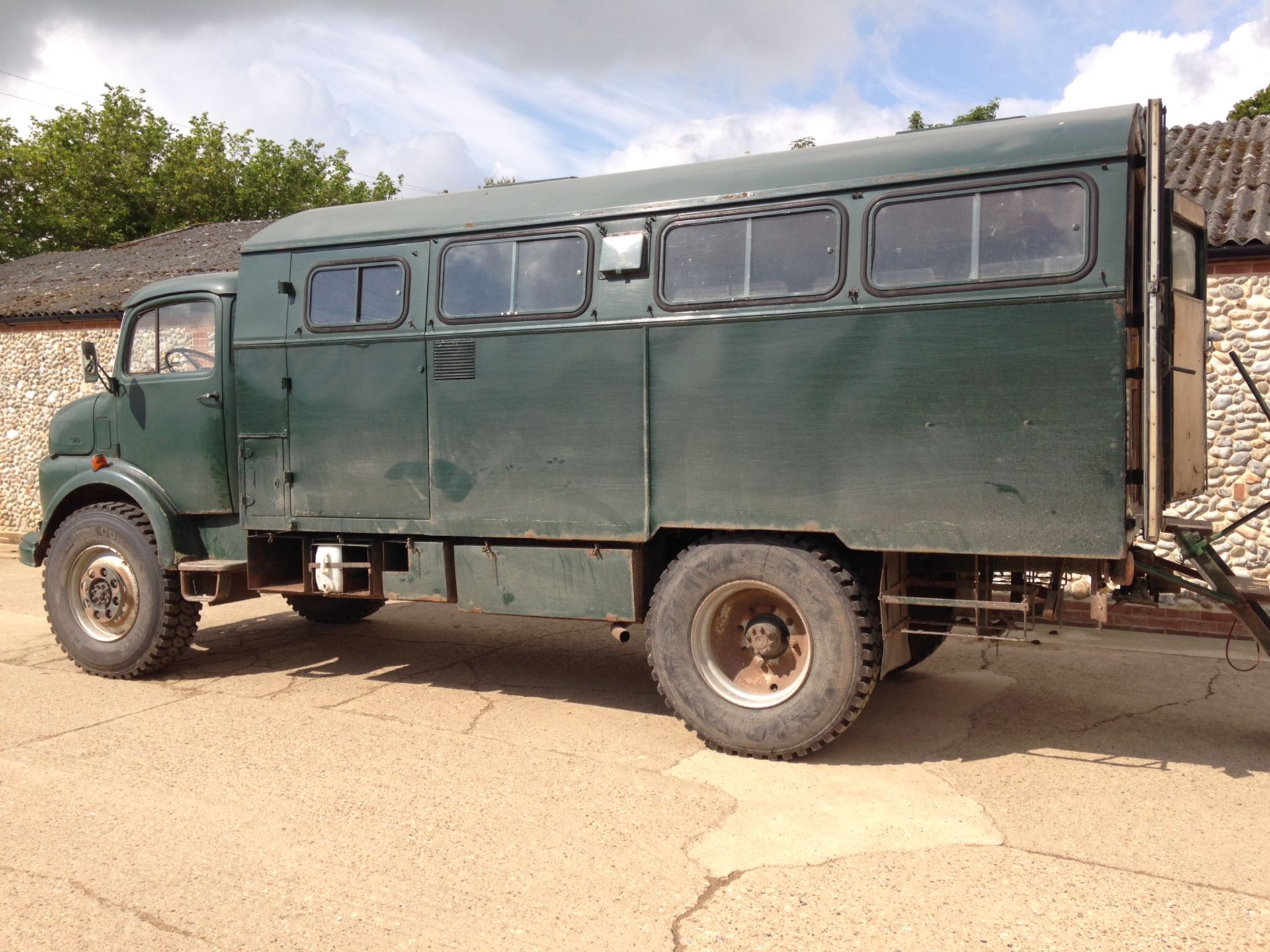 1977 Mercedes 911 4 x 4 Shoot Wagon - Location - North Norfolk - Image 4 of 7