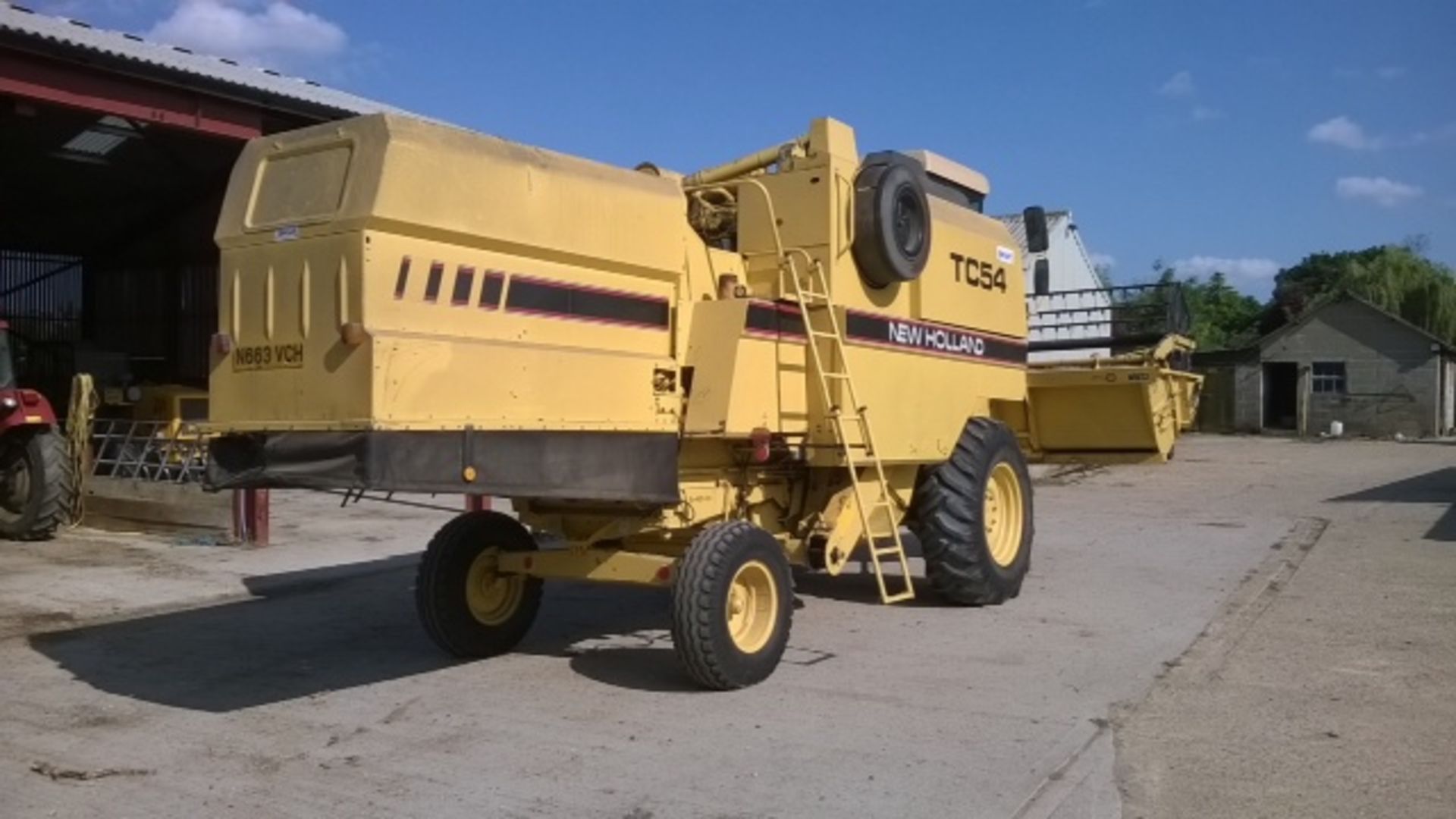 1995 New Holland TC54 Combine with 13ft Header. Location Diss, Norfolk. - Image 2 of 5