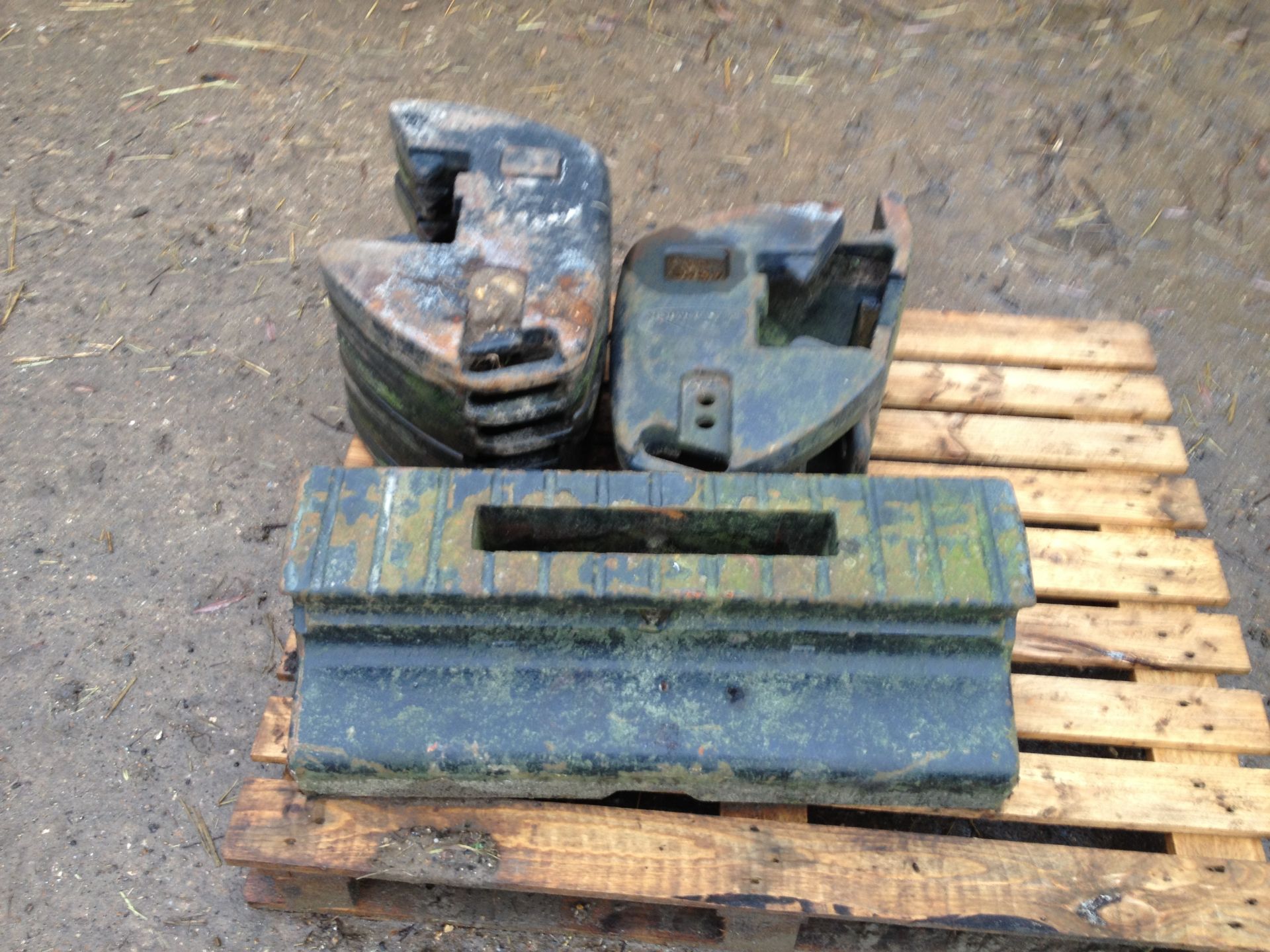 McCormick front weights and block - Image 2 of 2