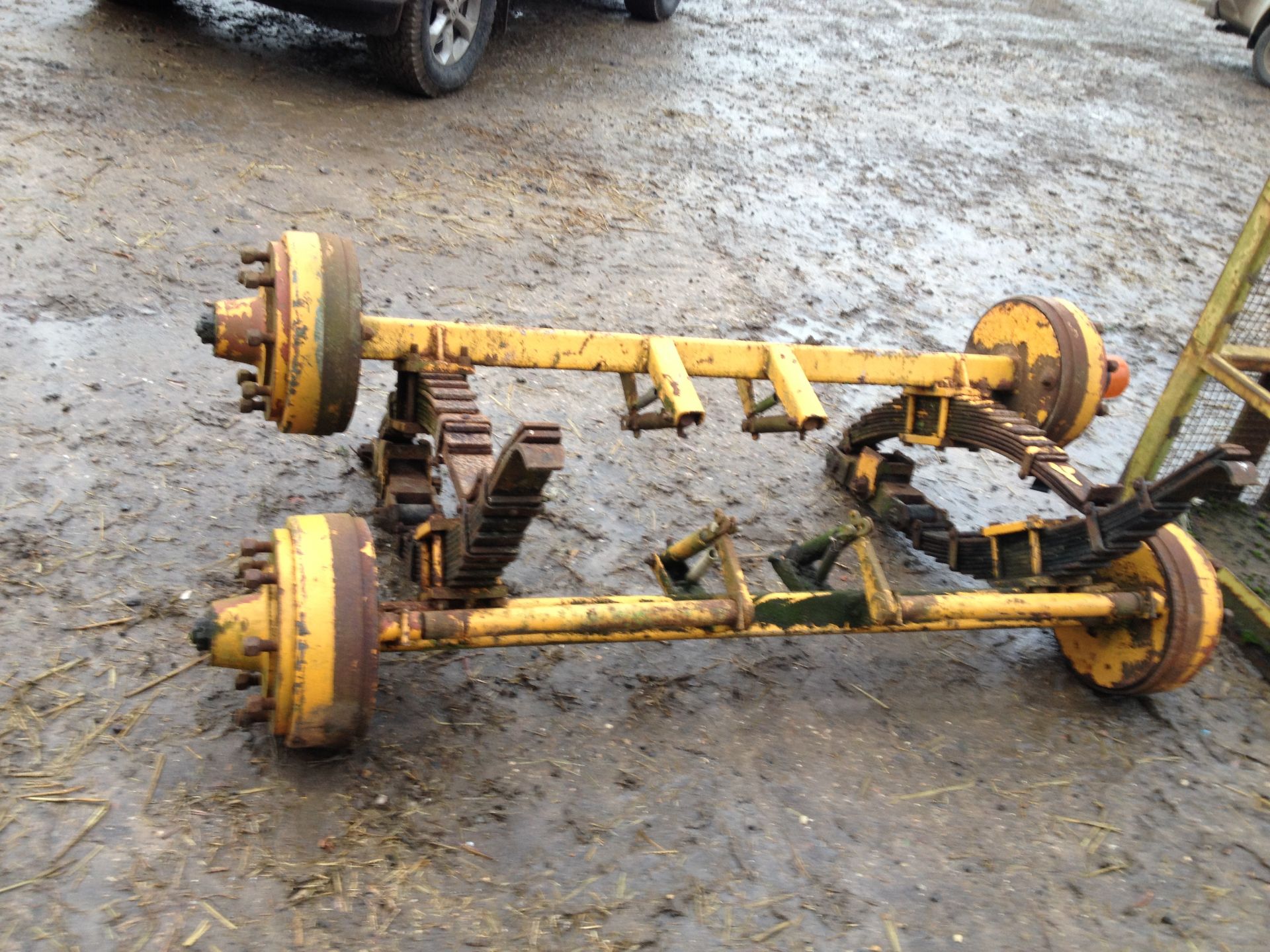 Pair of axles - Image 2 of 2