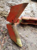 Naud plough hydraulic drop off furrow press arm
