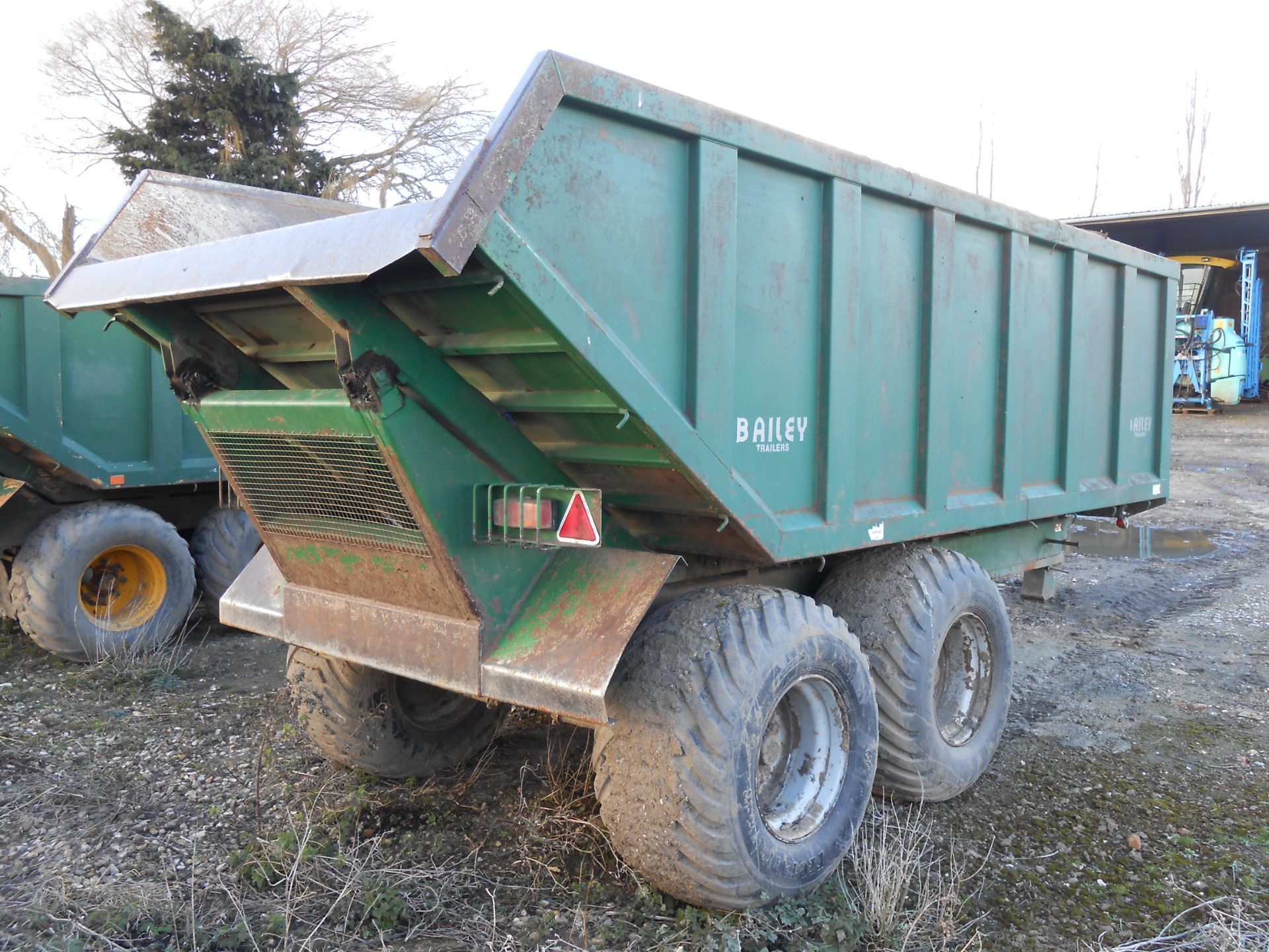 Bailey twin axle beet dump trailer - Image 3 of 8