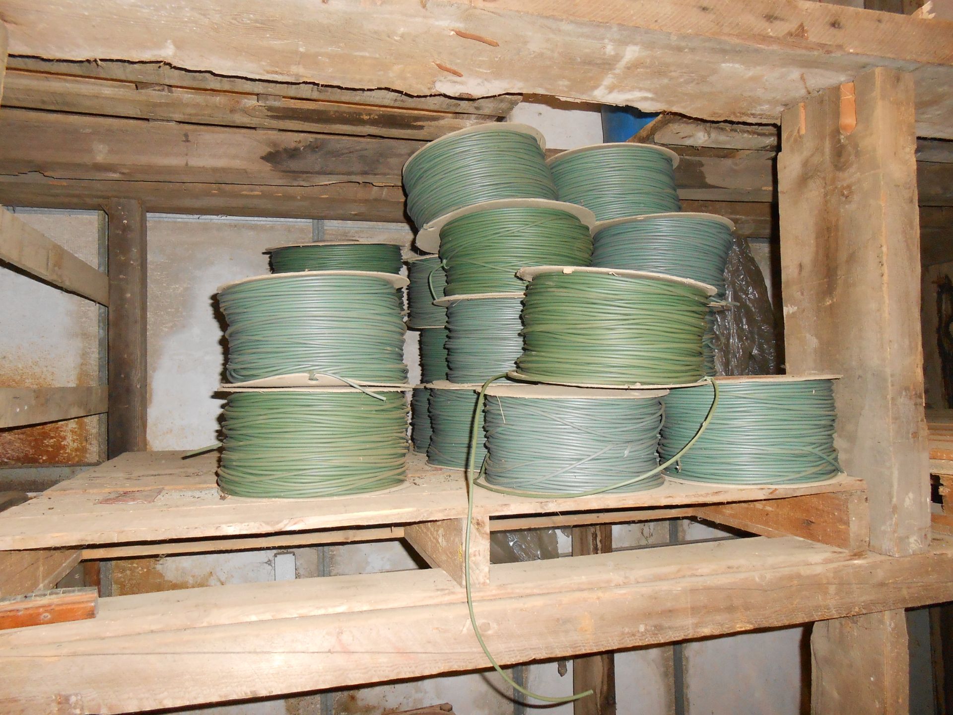 Qty gardeners' twine