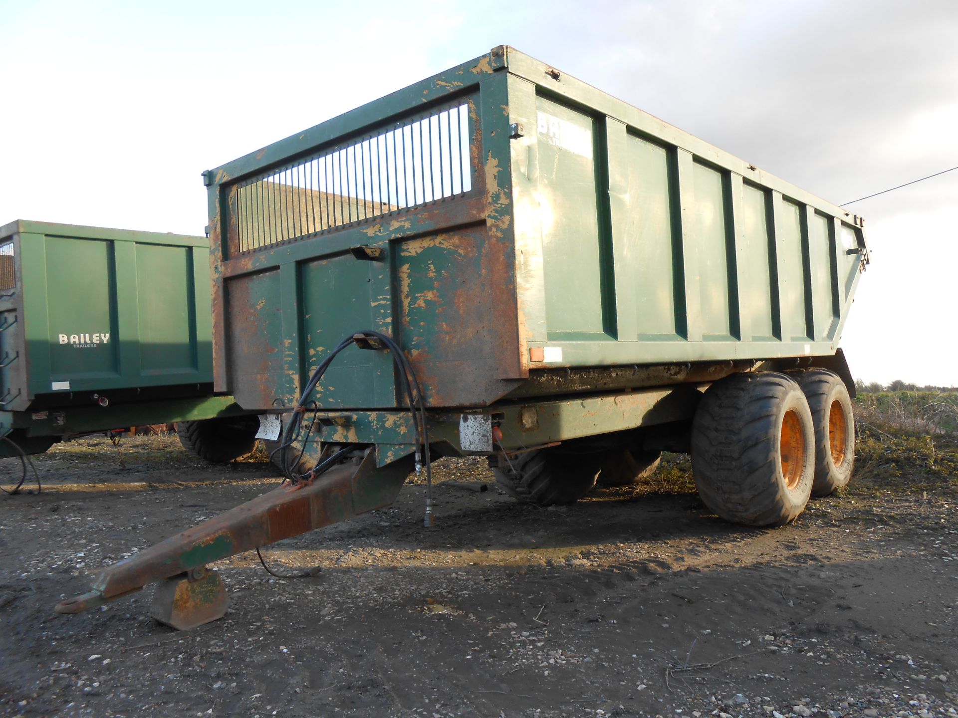 Bailey twin axle beet dump trailer - Image 2 of 7