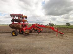 Vaderstad Carrier CR 500-820. Hydraulic Folding. Location: Spalding, Lincolnshire.