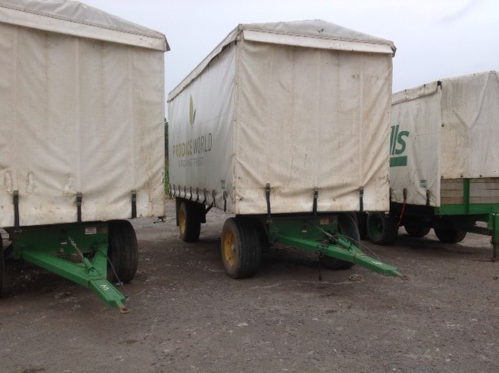 A pair of 2010 VHS 20ft long 2 axle turntable curtainsided trailers. Location Boston, Lincolnshire - Image 5 of 8