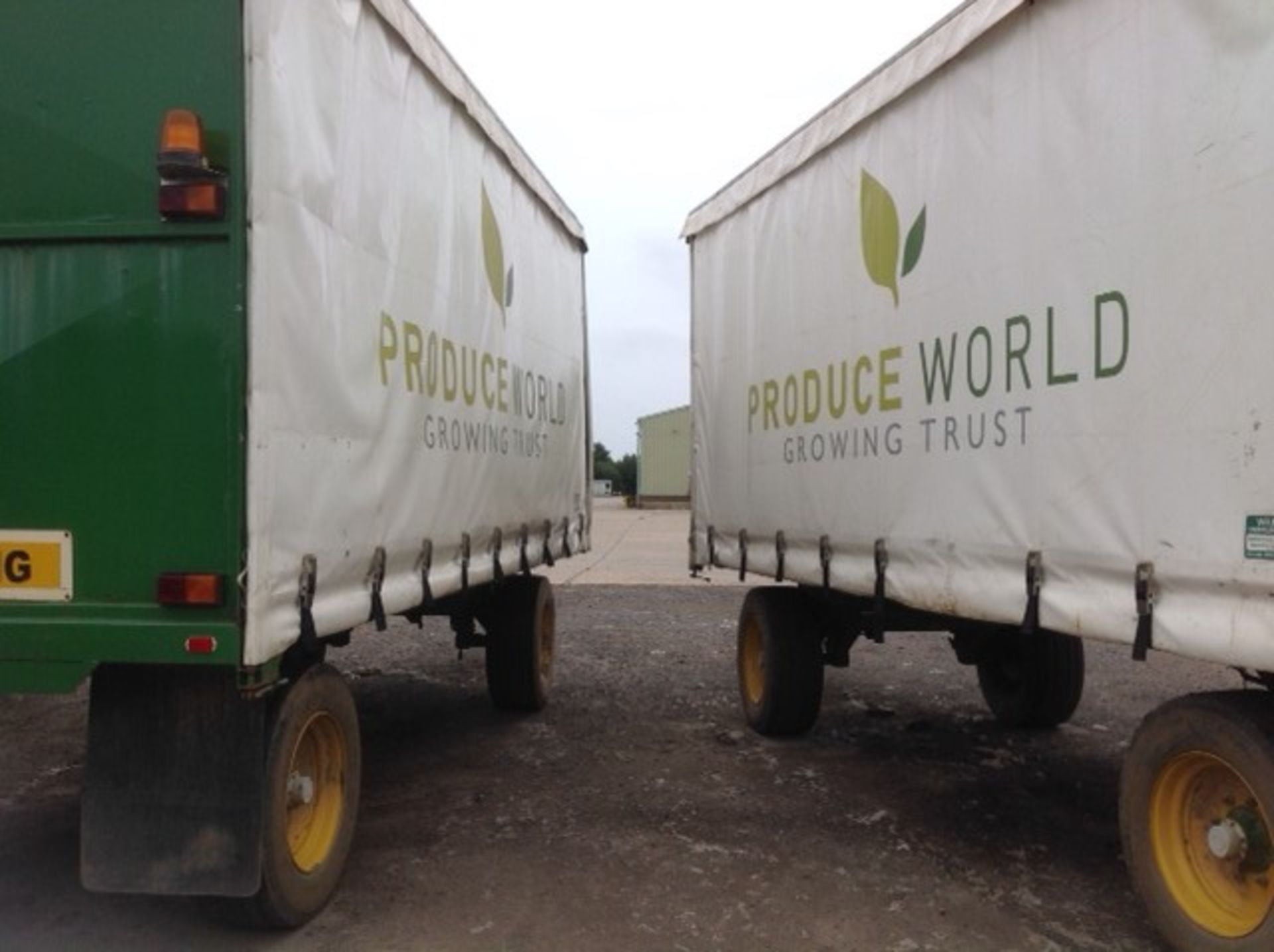 A pair of 2010 VHS 20ft long 2 axle turntable curtainsided trailers. Location Boston, Lincolnshire - Image 3 of 8