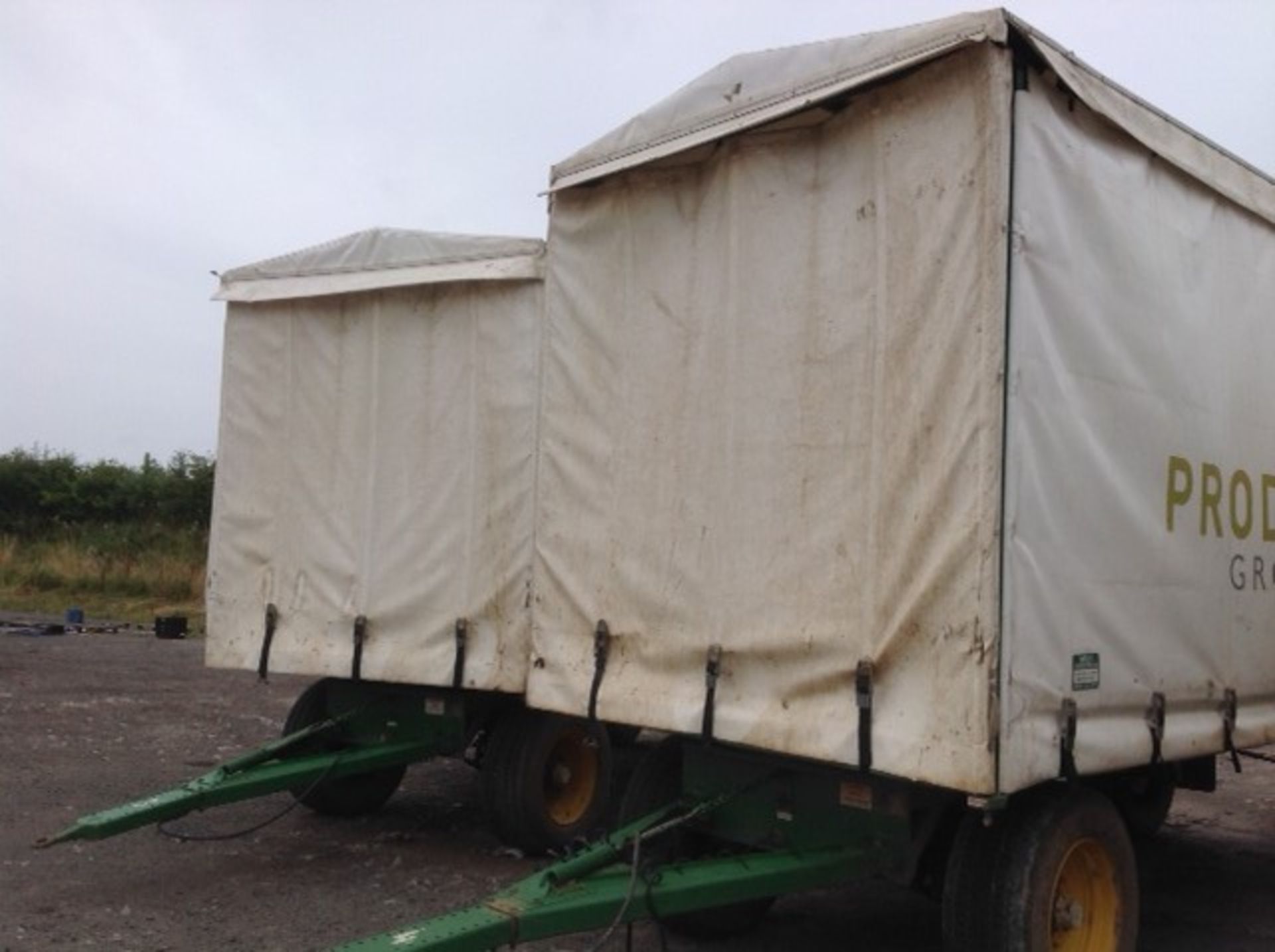 A pair of 2010 VHS 20ft long 2 axle turntable curtainsided trailers. Location Boston, Lincolnshire - Image 4 of 8