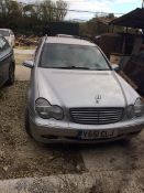 Mercedes 220 for Spares and Repairs