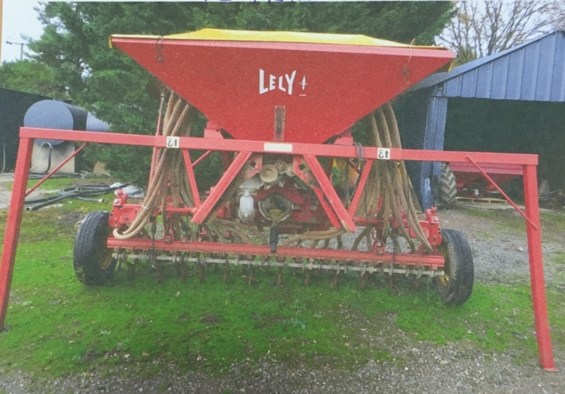 Lely 3 Meter Drill. - Image 2 of 2