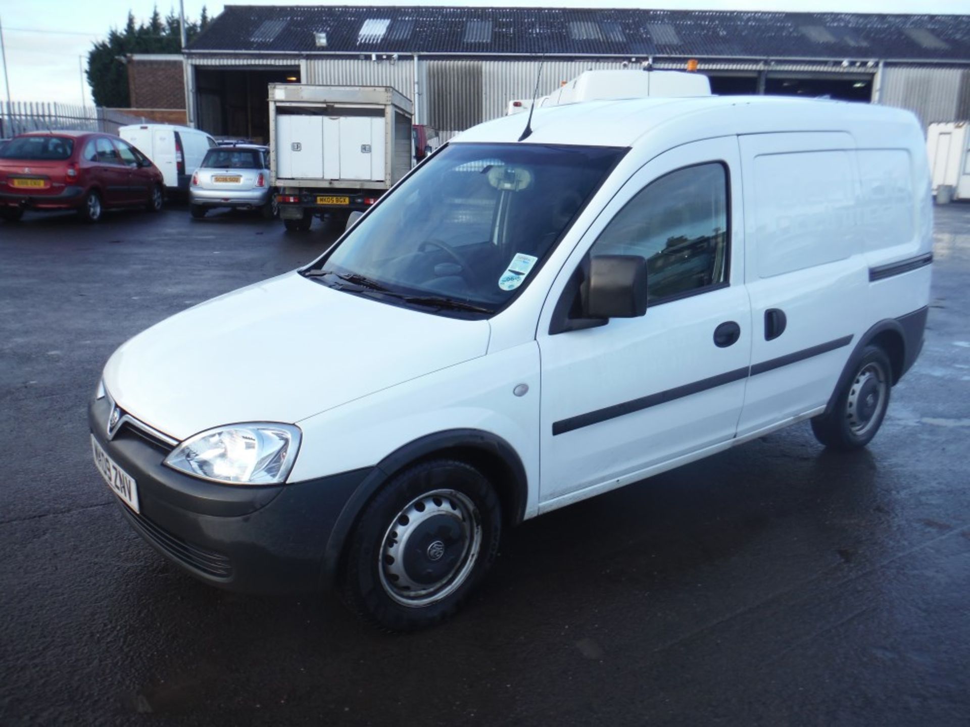 09 reg VAUXHALL COMBO 1700 CDTI VAN, 1ST REG 07/09, TEST 05/15, 113663M, V5 HERE, 1 FORMER KEEPER ( - Image 2 of 5