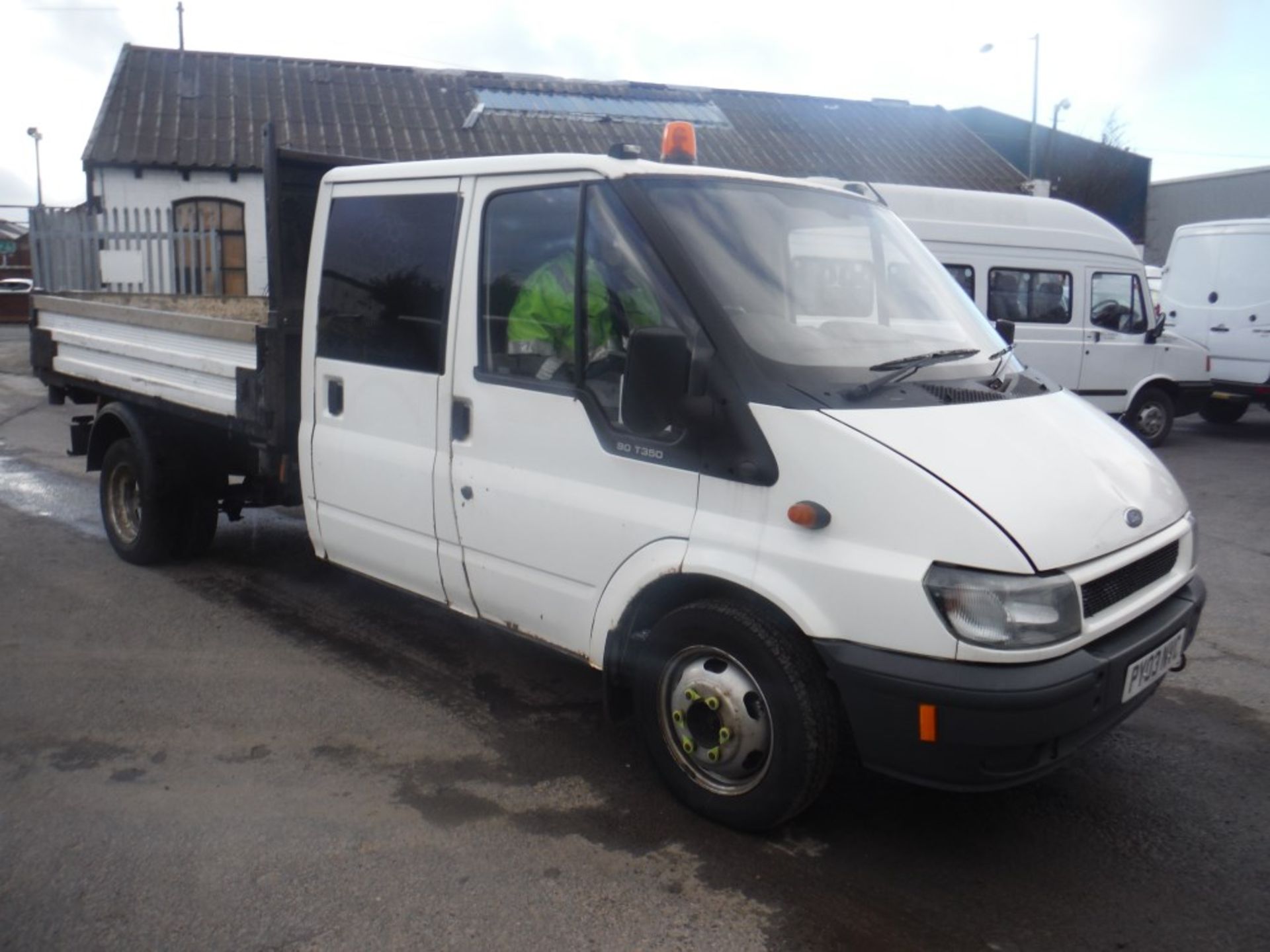 03 reg FORD TRANSIT 350 LWB TD 3 WAY TIPPER, 1ST REG 08/03, TEST 12/15, 298921M WARRANTED, V5