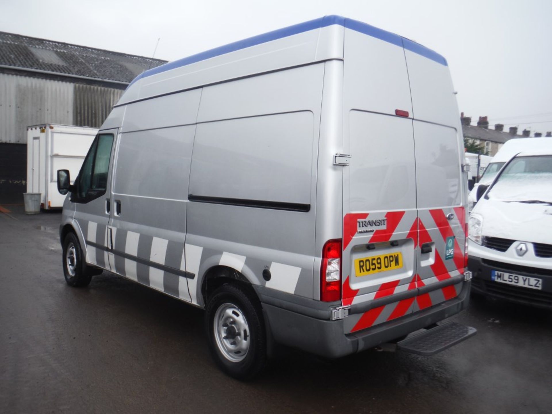 59 reg FORD TRANSIT 145 T350M RWD, 1ST REG 10/09, TEST 09/15, 108096M WARRANTED, V5 HERE, 1 OWNER - Image 3 of 5