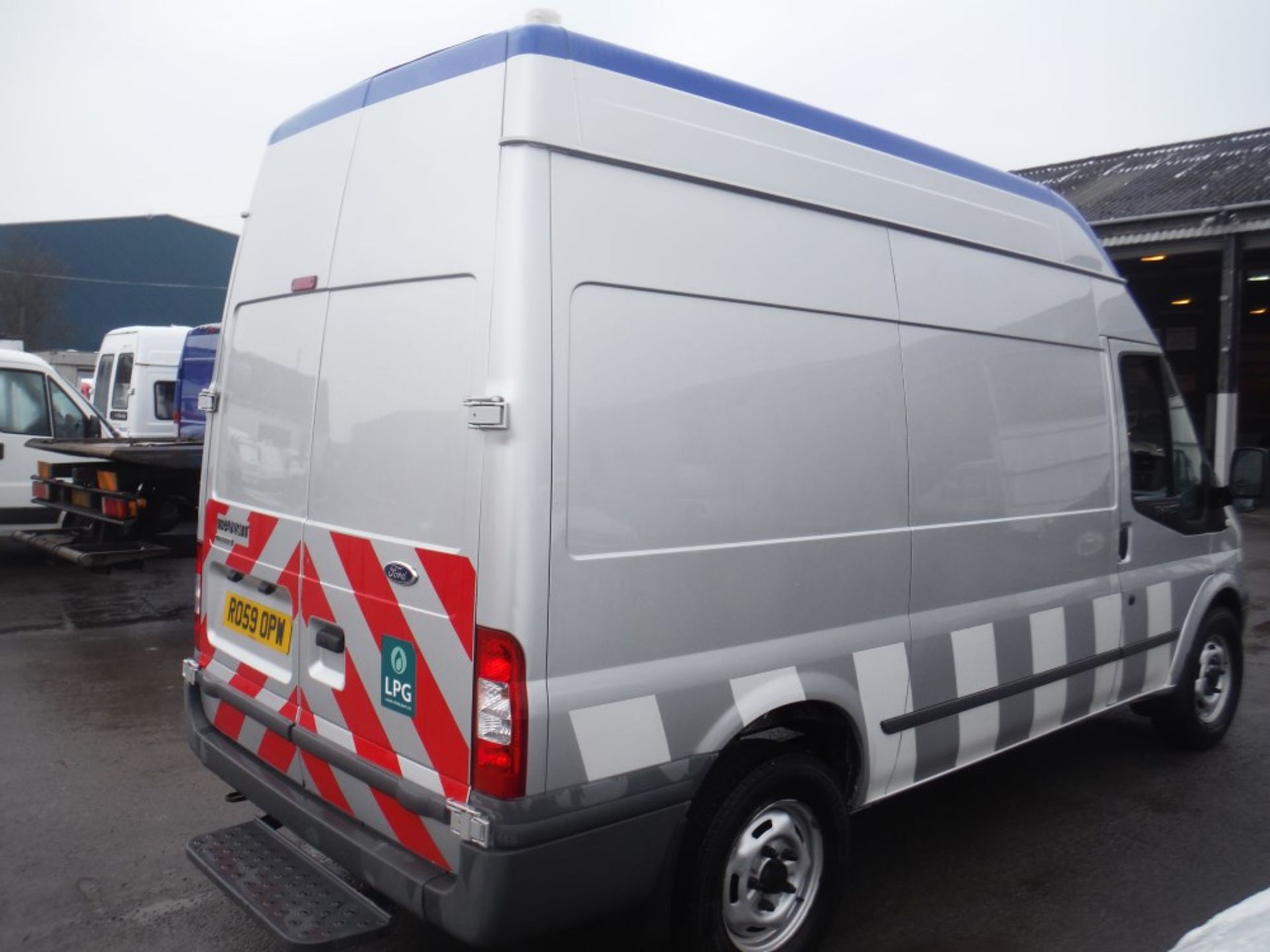 59 reg FORD TRANSIT 145 T350M RWD, 1ST REG 10/09, TEST 09/15, 108096M WARRANTED, V5 HERE, 1 OWNER - Image 4 of 5