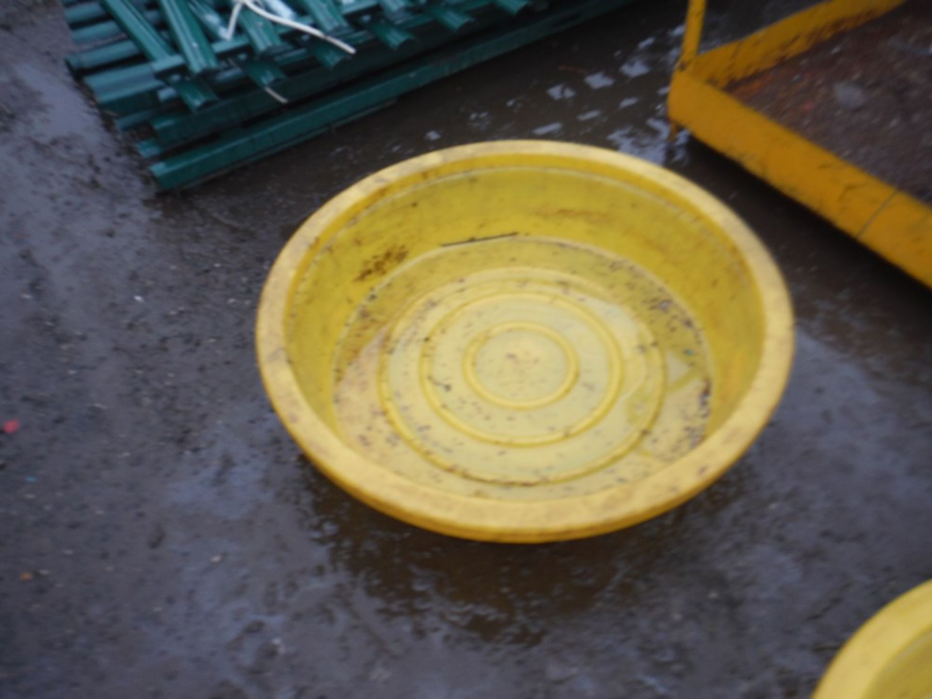 ROUND SPILL TRAY [NO VAT]