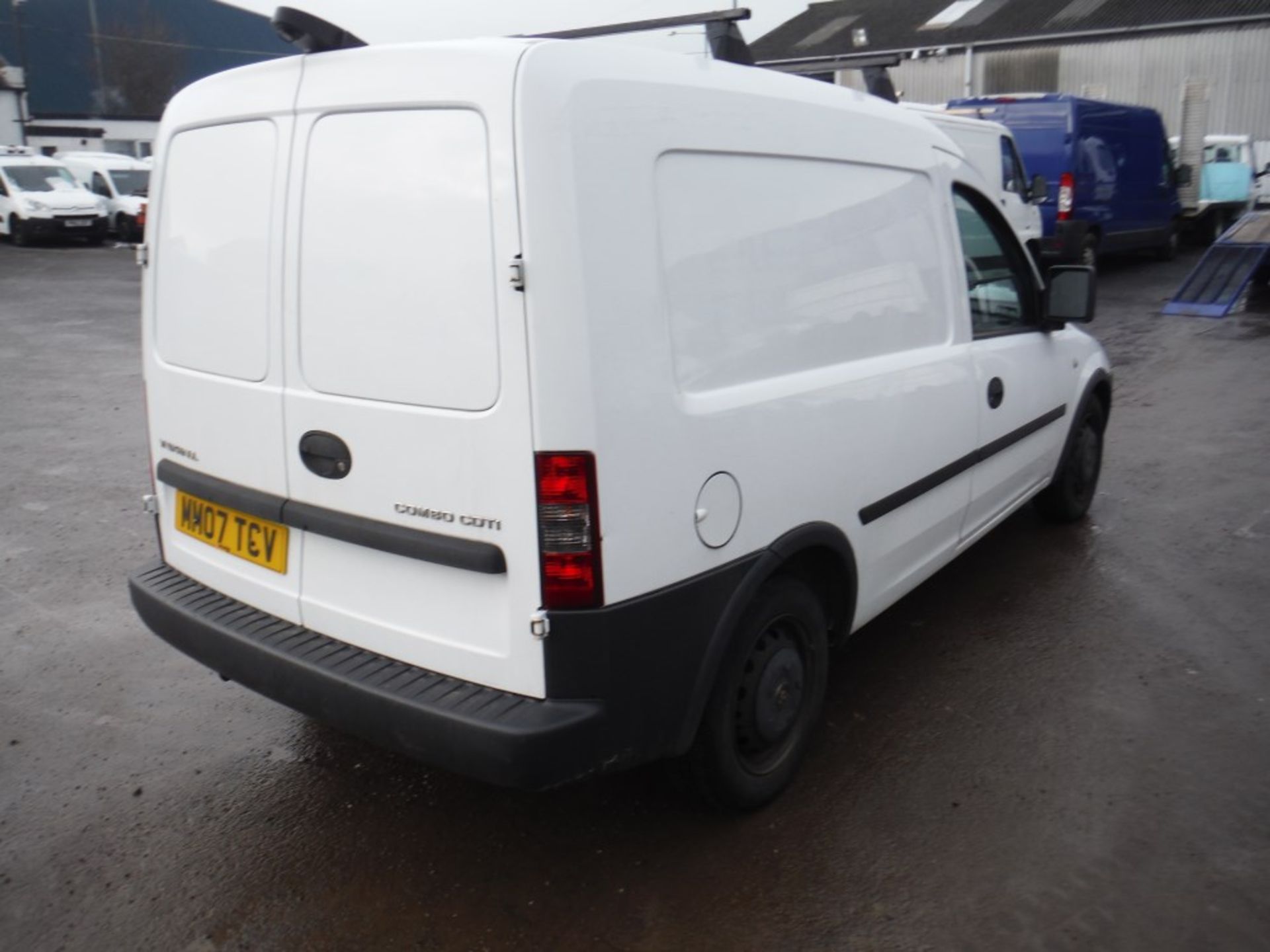 07 reg VAUXHALL COMBO 1700 CDTI VAN, 1ST REG 07/07, TEST 04/15, 85232M, V5 HERE, 2 FORMER KEEPERS ( - Image 4 of 5