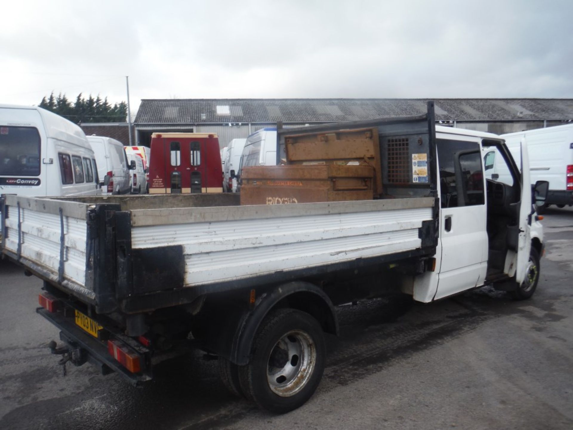 03 reg FORD TRANSIT 350 LWB TD 3 WAY TIPPER, 1ST REG 08/03, TEST 12/15, 298921M WARRANTED, V5 - Image 4 of 5