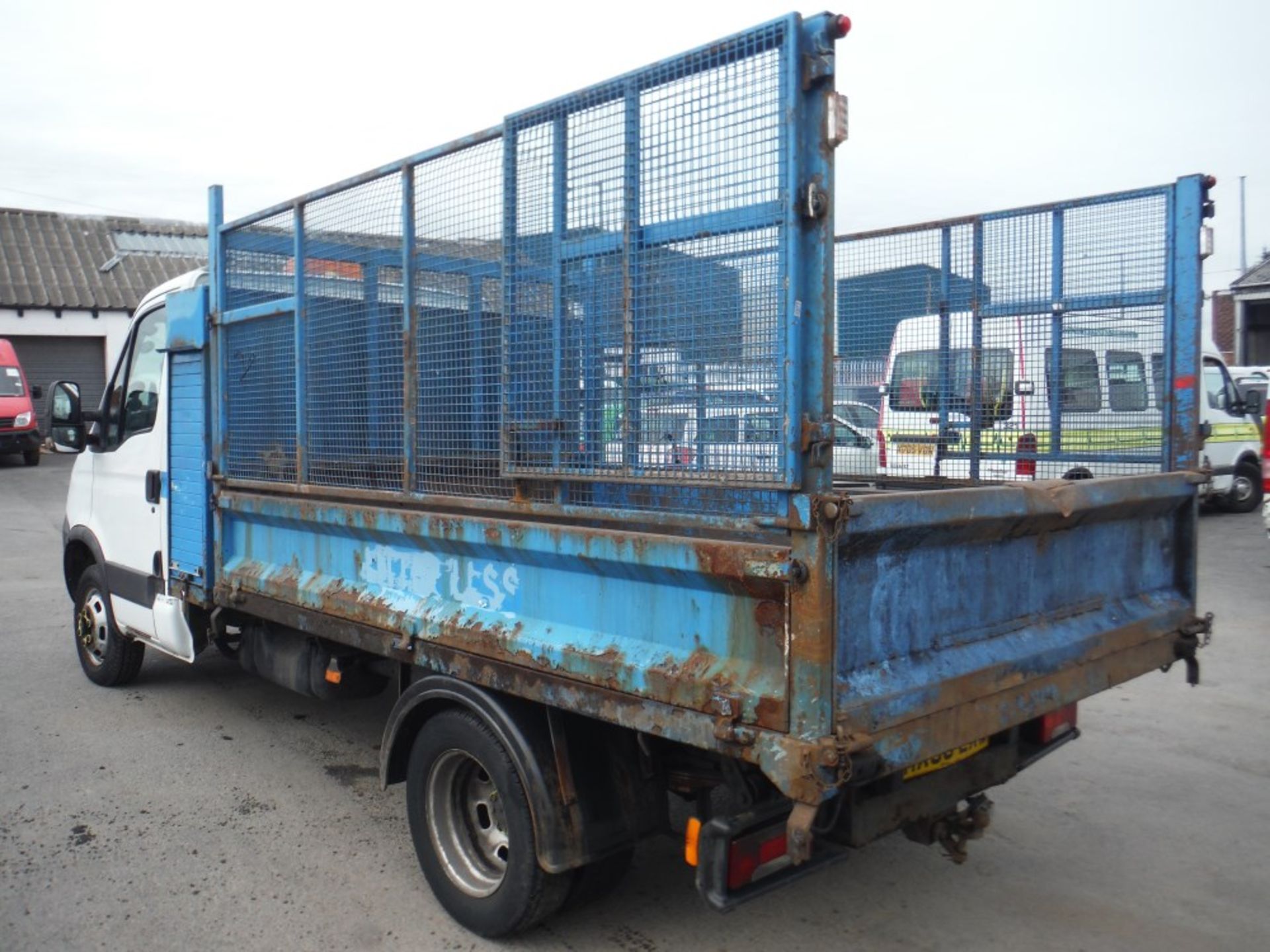 58 reg IVECO DAILY 50C15 CAGED TIPPER, 1ST REG 10/08, TEST 06/15, 141129M, V5 HERE, 1 OWNER FROM NEW - Image 3 of 5
