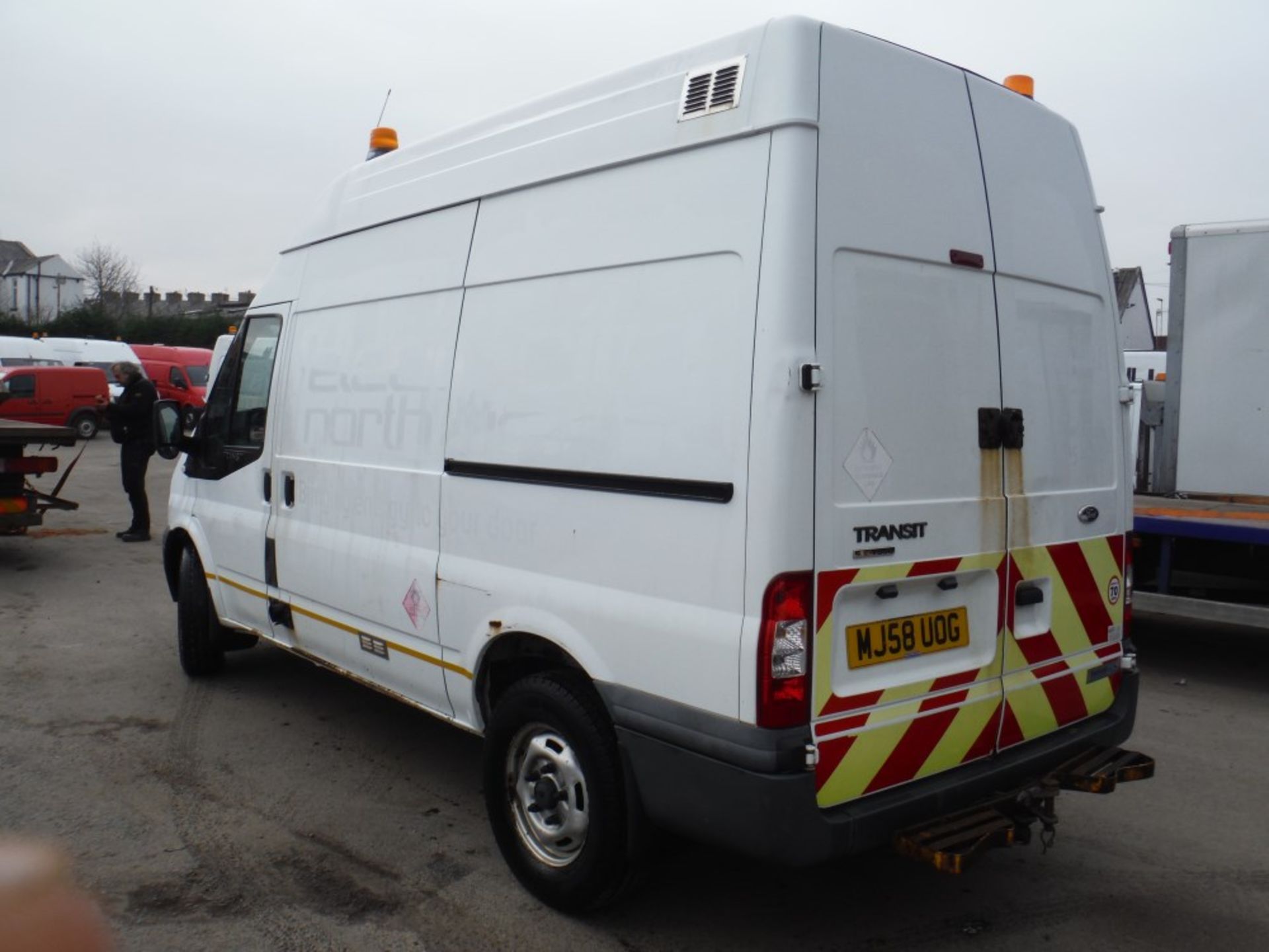 58 reg FORD TRANSIT 115 T350M RWD, 1ST REG 01/09, TEST 10/15, 83948M, V5 HERE, 1 FORMER KEEPER ( - Image 3 of 5