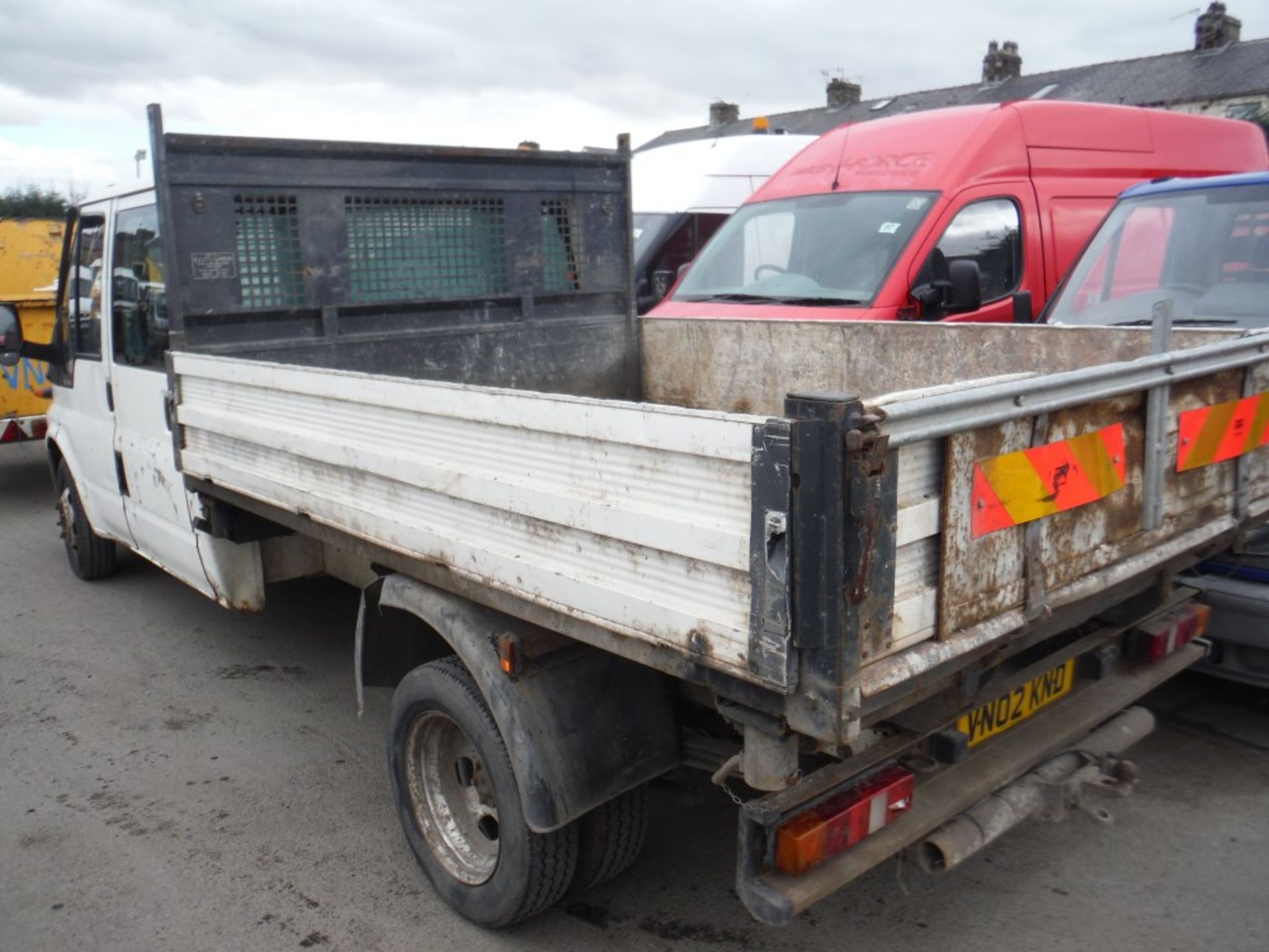 02 reg FORD TRANSIT CREW CAB 3 WAY TIPPER, 1ST REG 06/02, TEST 09/15, 141072M, V5 HERE, 3 FORMER - Image 2 of 4