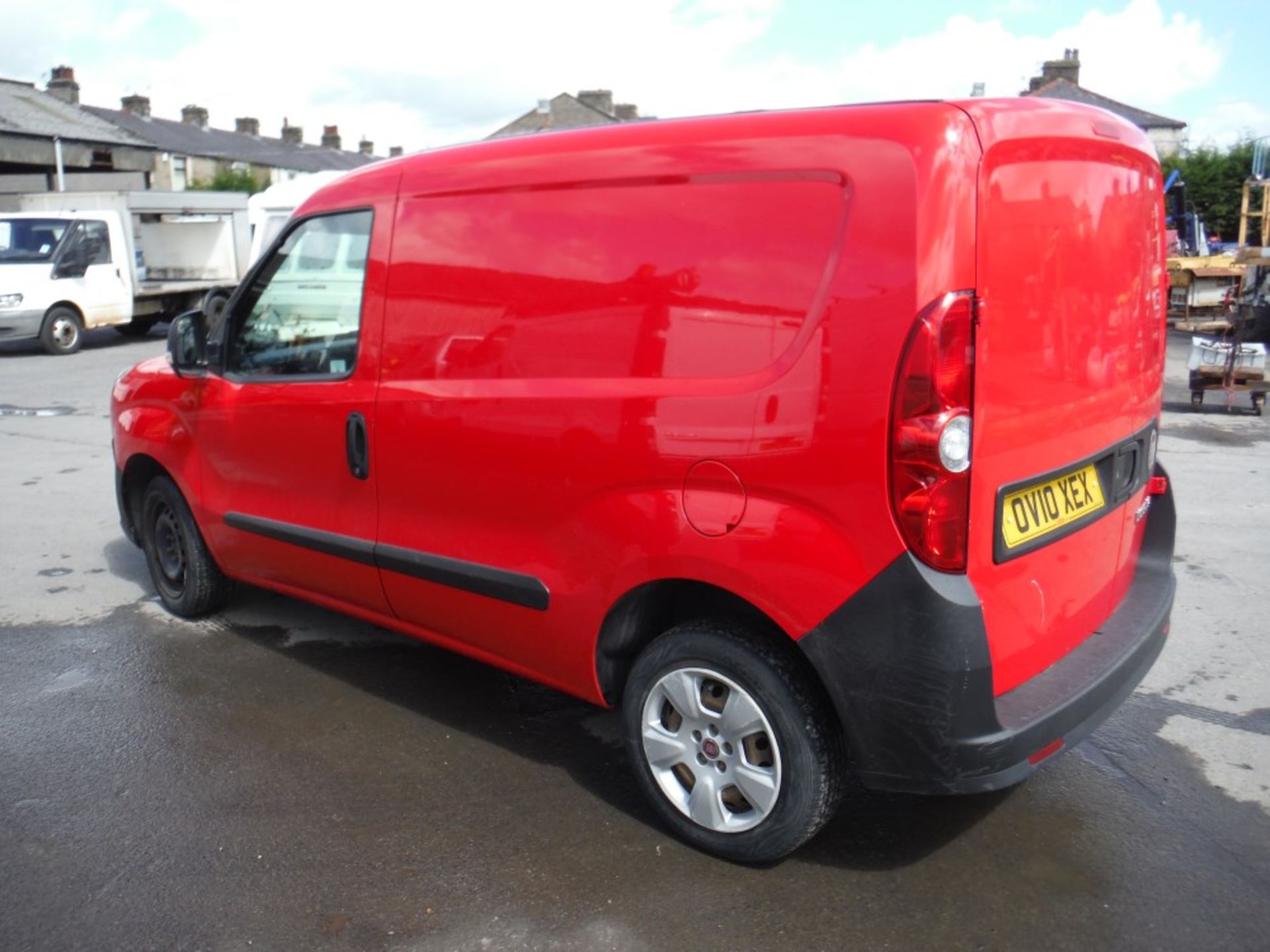 10 reg FIAT DOBLO MULTIJET, 1ST REG 07/10, TEST 01/16, 102618M WARRANTED, V5 HERE, 4 FORMER - Image 3 of 5