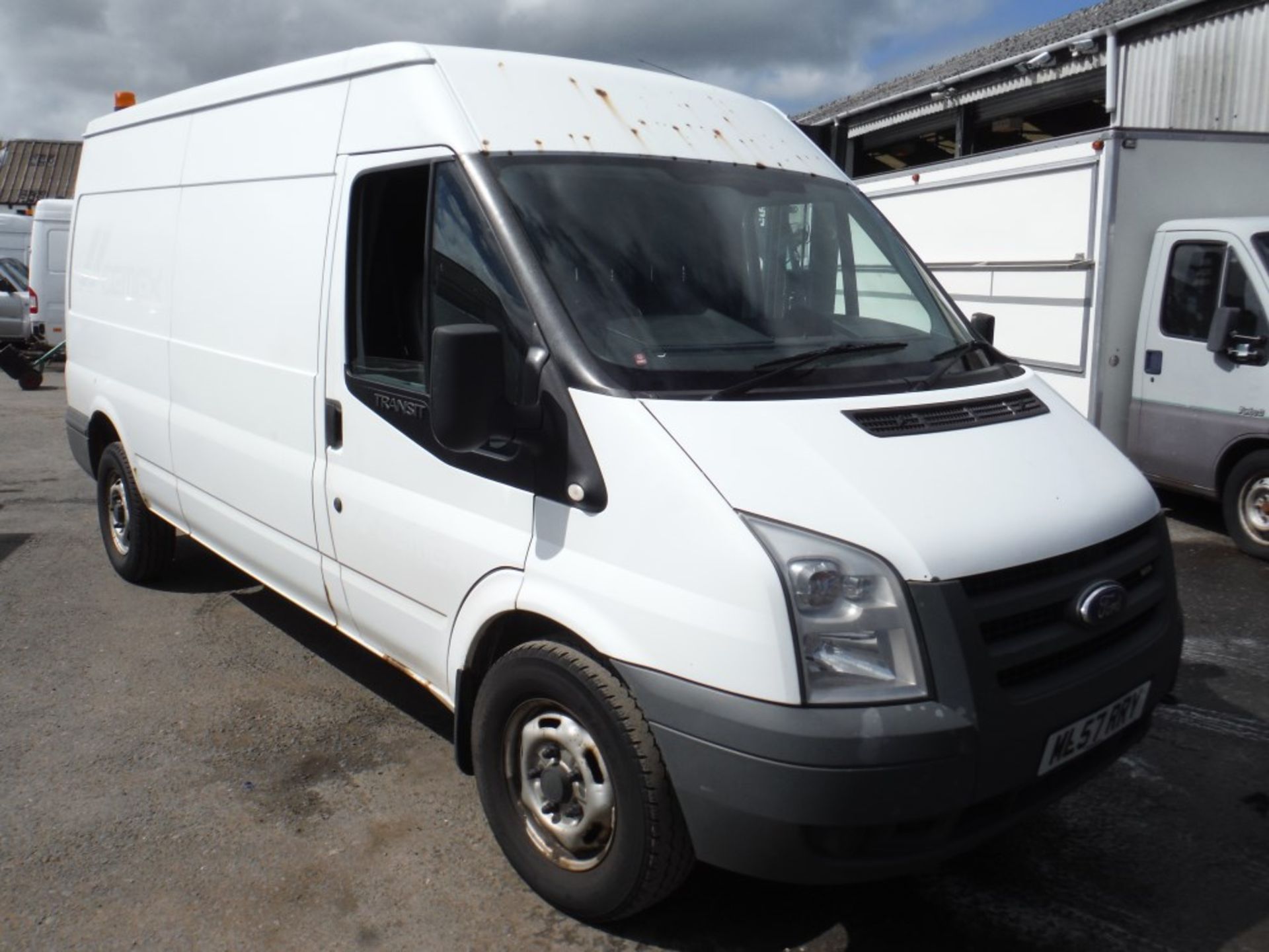 57 reg FORD TRANSIT 140 T350L RWD, 1ST REG 11/07, TEST 11/15, 258426M, V5 HERE, 2 FORMER KEEPERS [NO