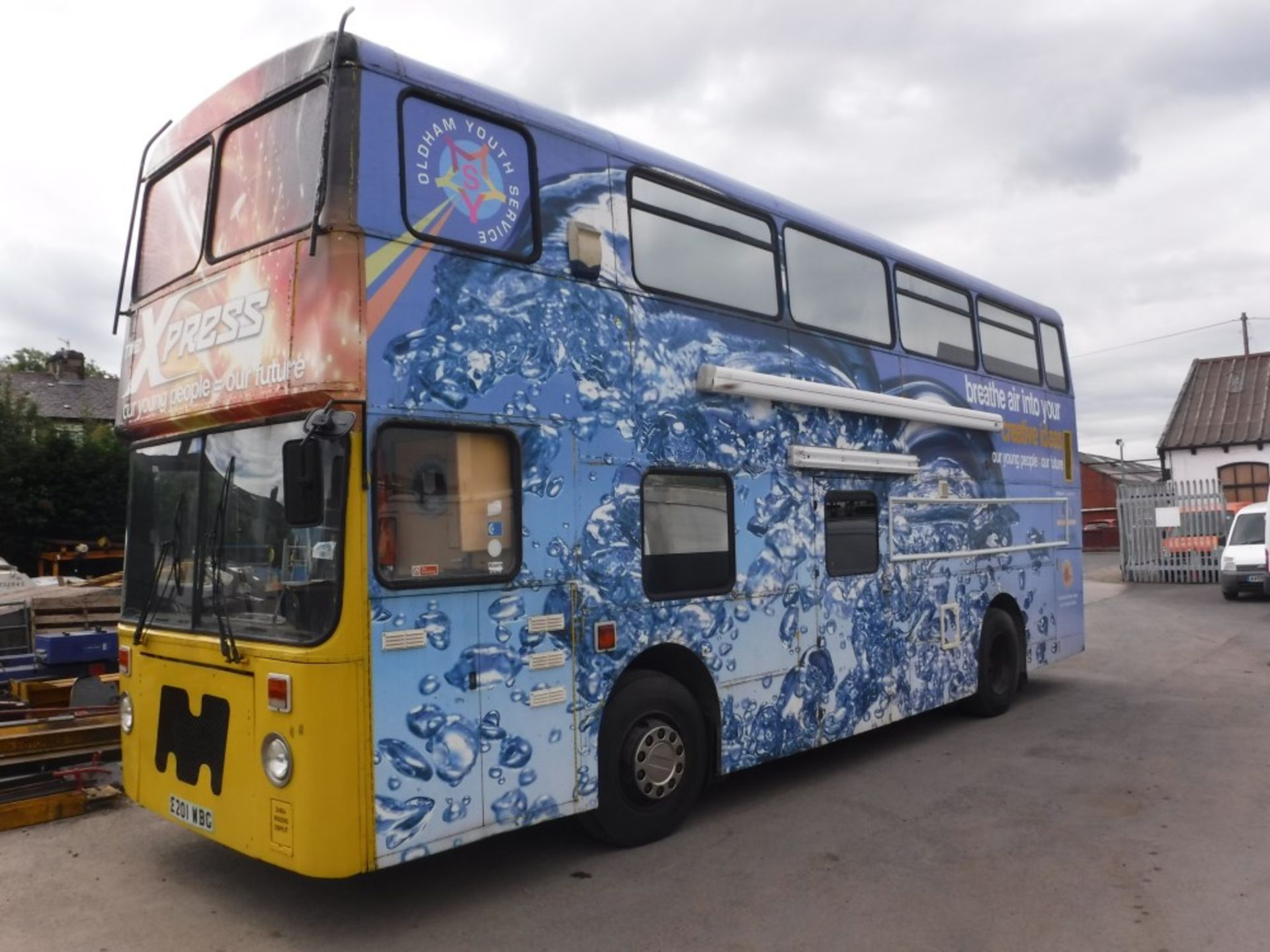 E reg LEYLAND DOUBLE DECKER BUS, 1ST REG 05/88, V5 HERE, 2 FORMER KEEPERS (DIRECT COUNCIL) [+ VAT] - Image 2 of 5