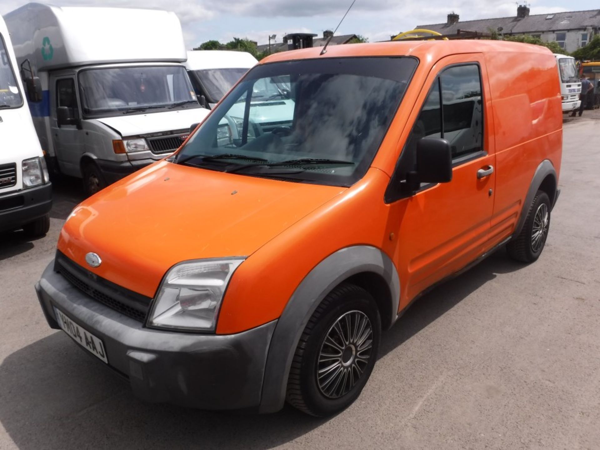 04 reg FORD TRANSIT CONNECT L200 TD SWB, 1ST REG 08/04, TEST 09/15, 166714M, V5 HERE, 4 FORMER - Image 2 of 5