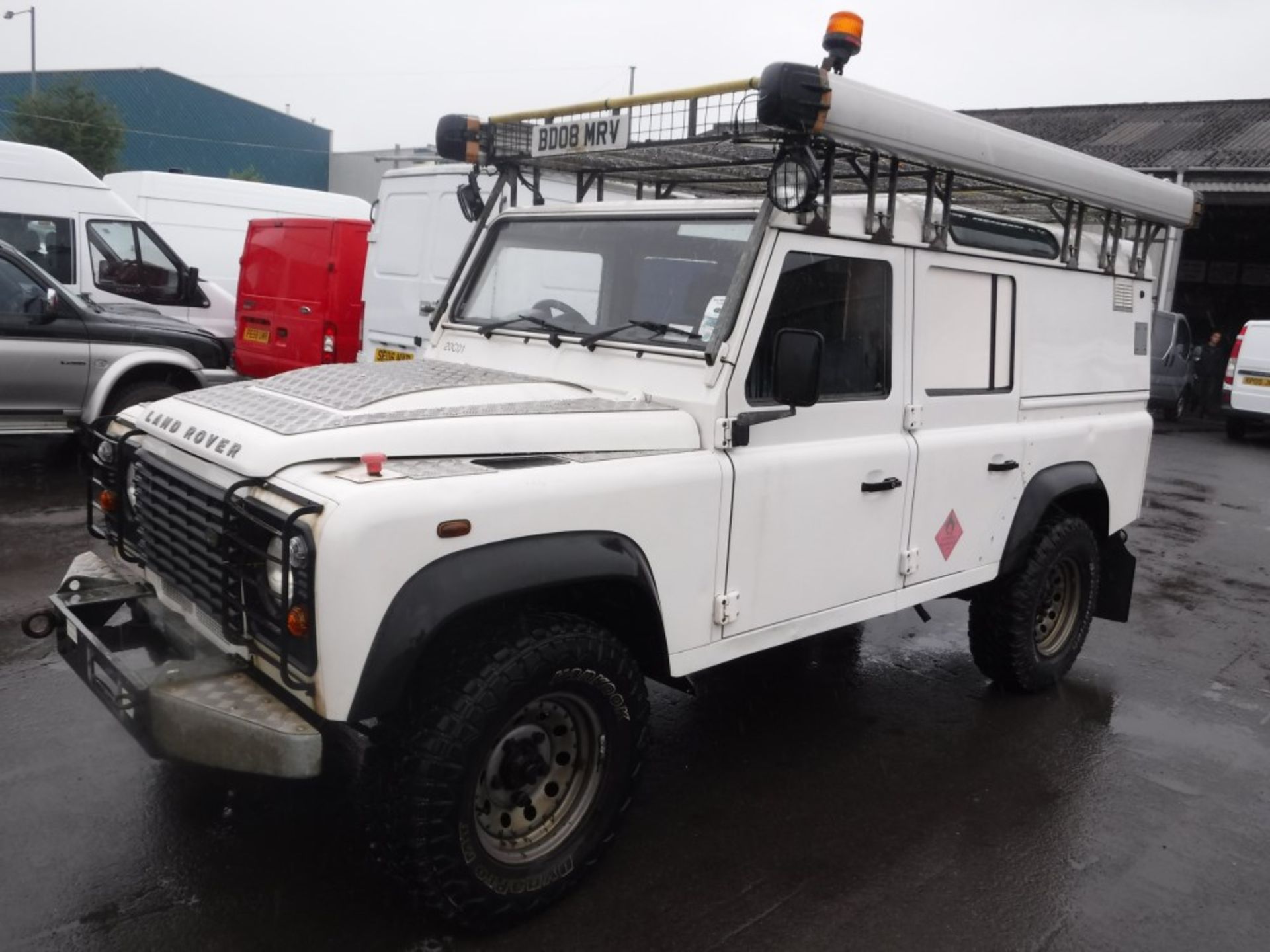 08 reg LAND ROVER 110 DEFENDER DOUBLE CAB VAN, 1ST REG 07/08, TEST 05/16, 118475M, V5 HERE, 1 FORMER - Image 2 of 5