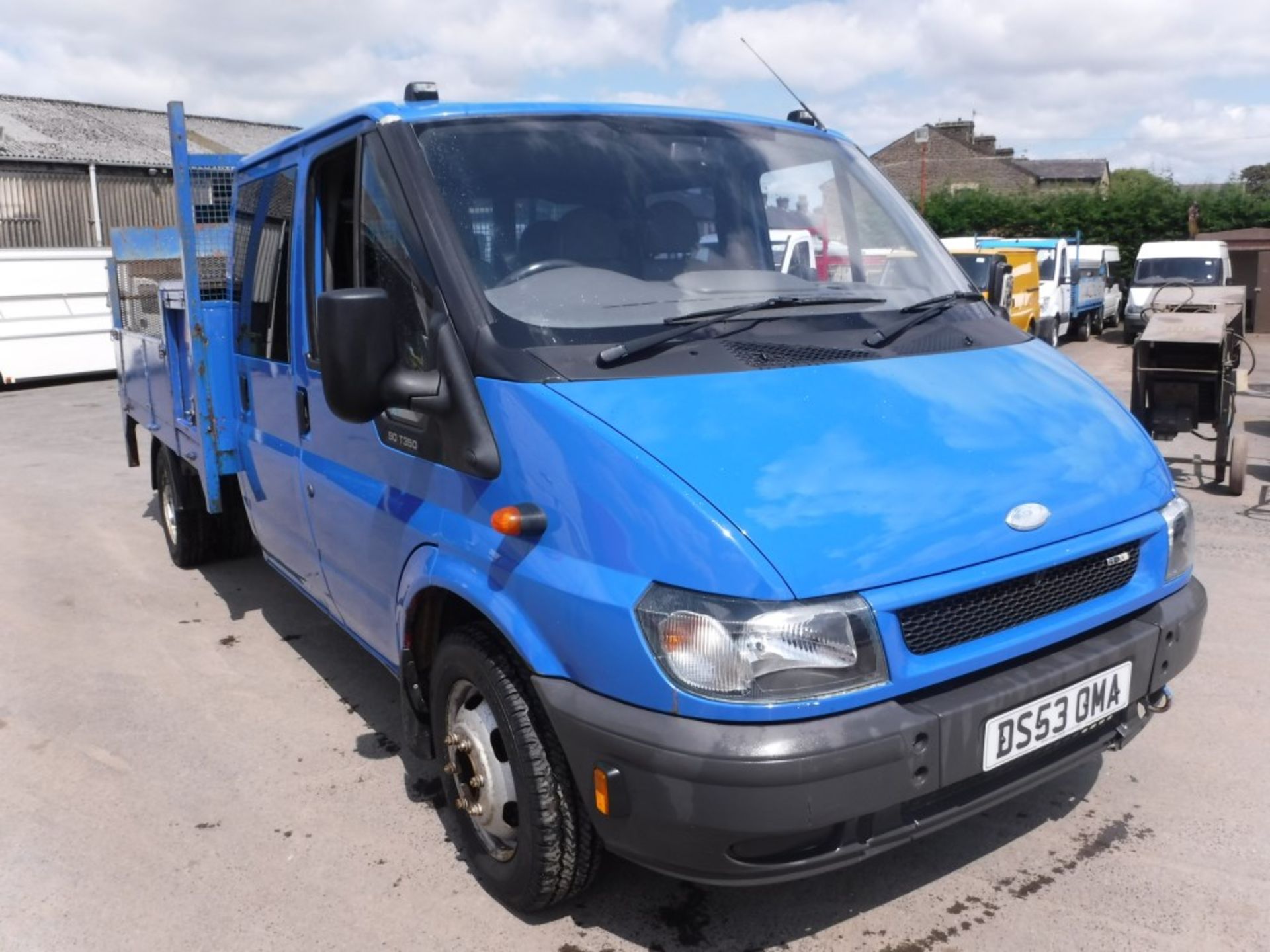 53 reg FORD TRANSIT 350 DOUBLE CAB DROPSIDE C/W TAIL LIFT, MANU 2003, 129891M WARRANTED, V5 HERE,